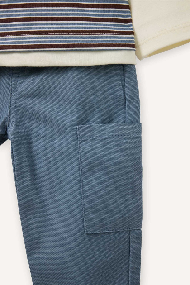 ديفاكتو طقم اولادي تيشيرت مخطط وبنطلون قصة عادية - قطعتين - Image 4